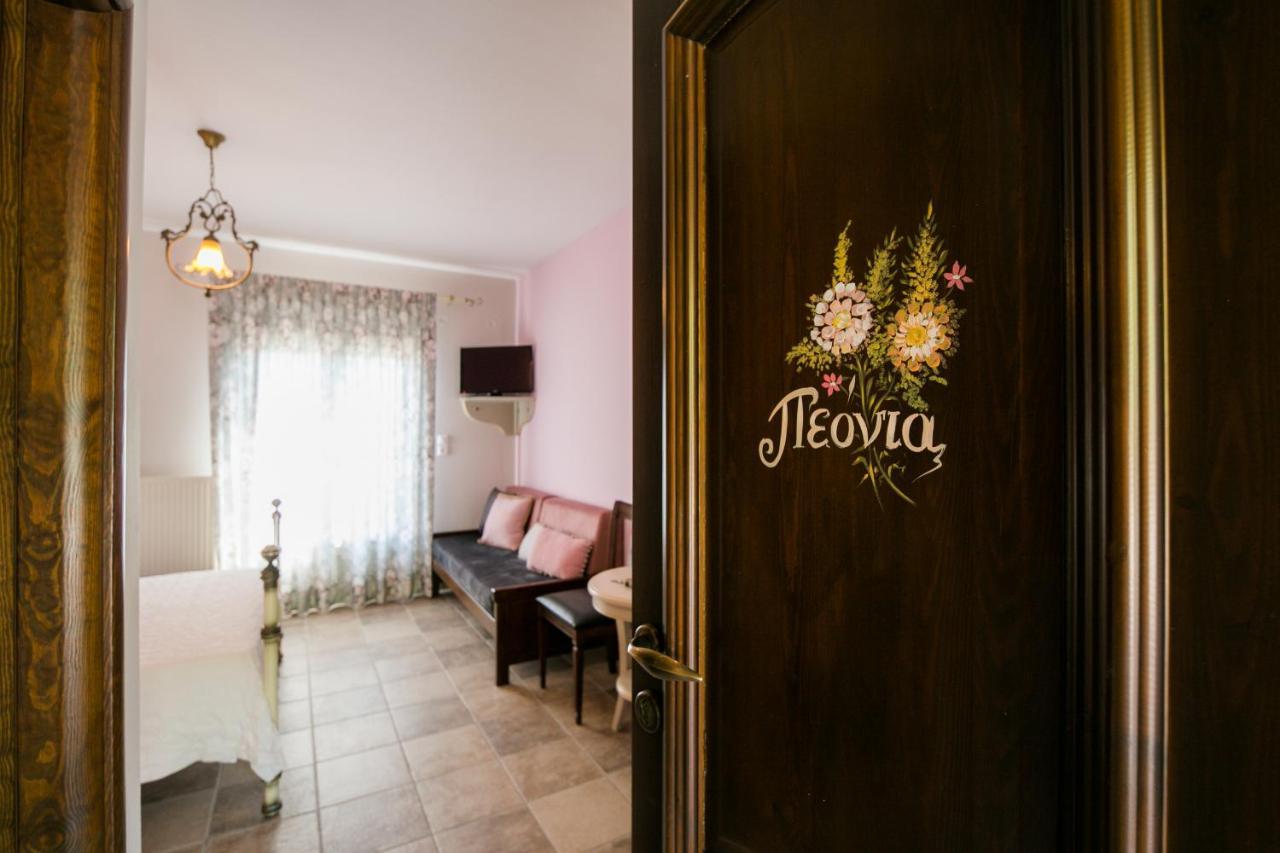 Guesthouse Iris Tsagaráda Eksteriør bilde