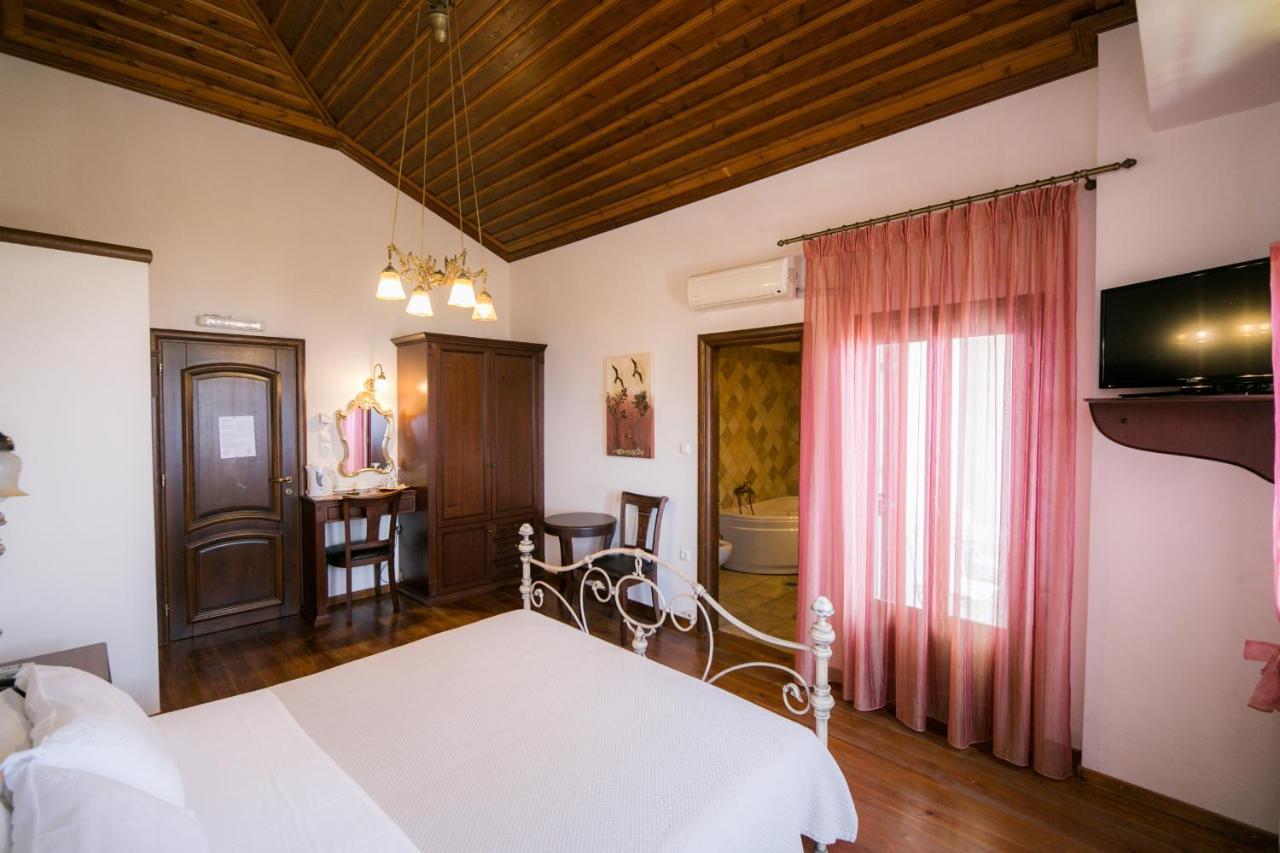 Guesthouse Iris Tsagaráda Eksteriør bilde