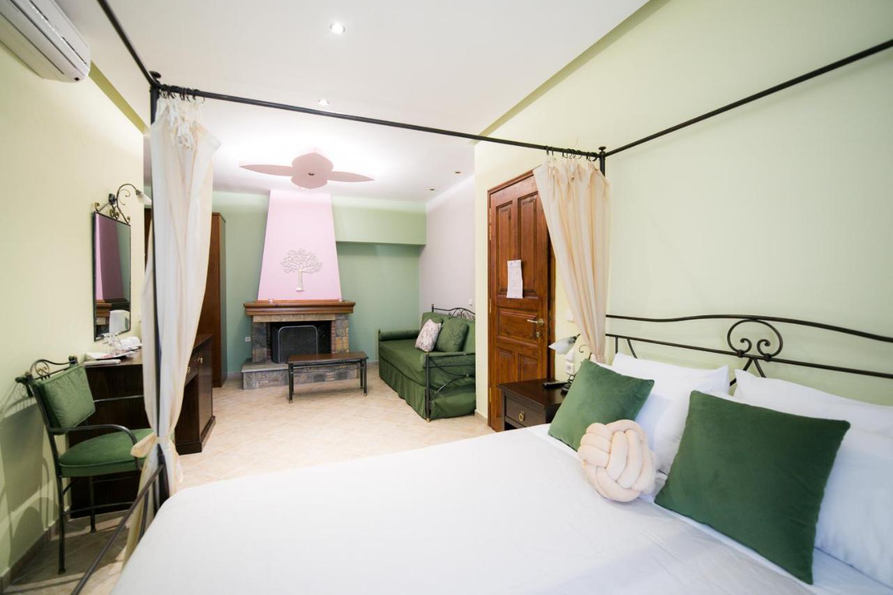 Guesthouse Iris Tsagaráda Eksteriør bilde