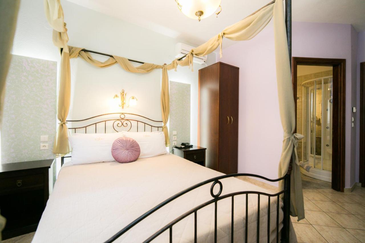 Guesthouse Iris Tsagaráda Eksteriør bilde