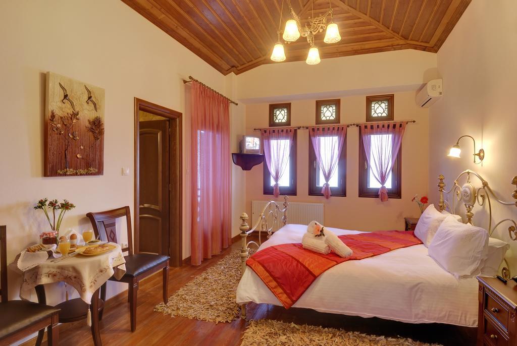 Guesthouse Iris Tsagaráda Eksteriør bilde
